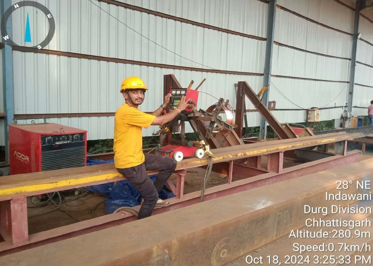 Machine operation in fabrication workshop